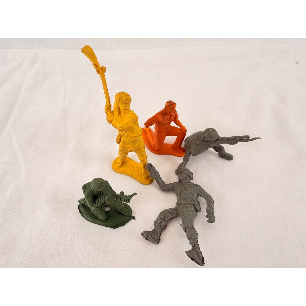 Vintage Toy Soldiers Frontiersman Figures Mixed Lot Green Gray Orange 5pc
